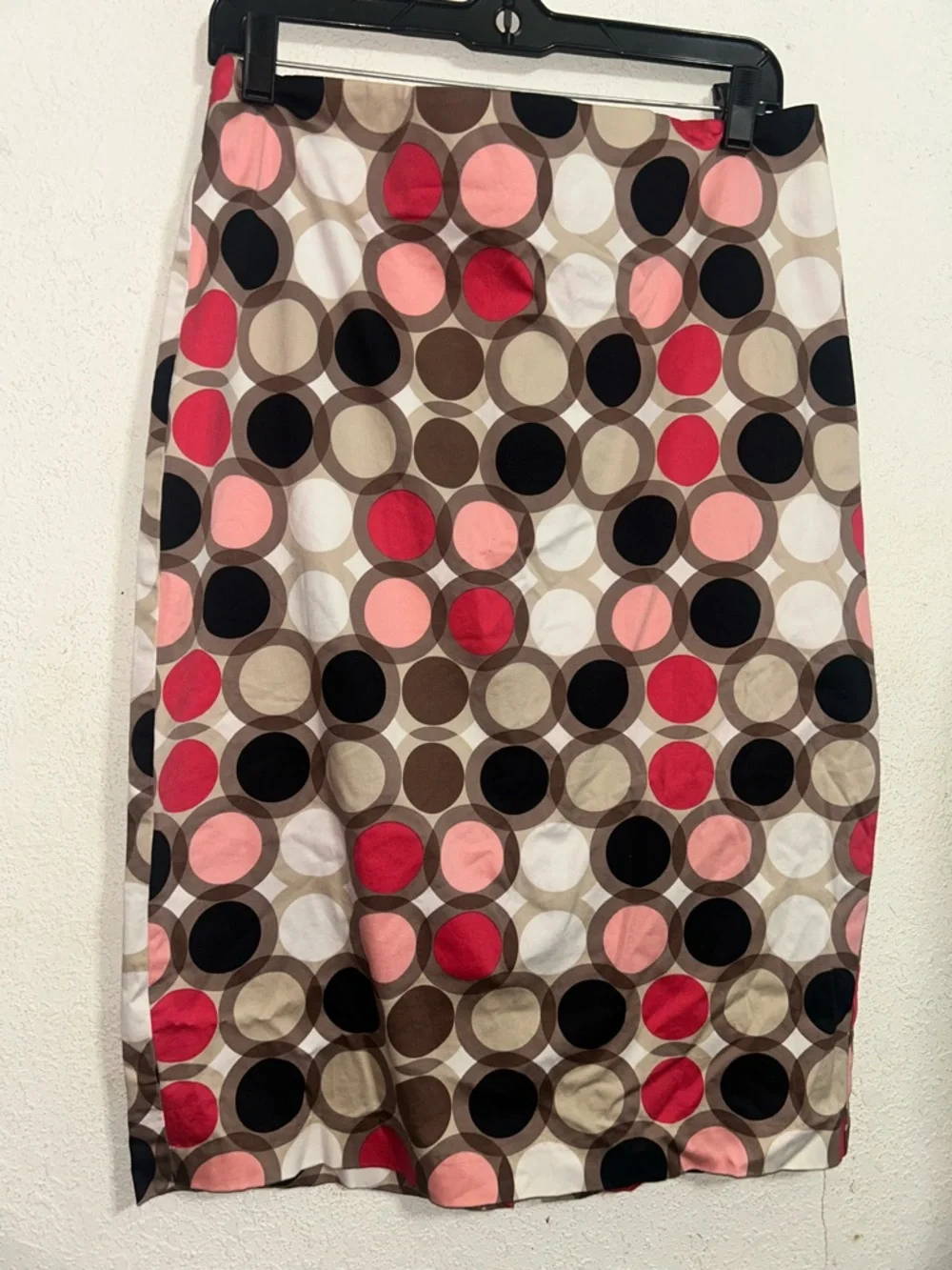 Polka Dot Pencil Skirt in Pink, Red, Black and Tan 419.16 - Picture 5 of 8